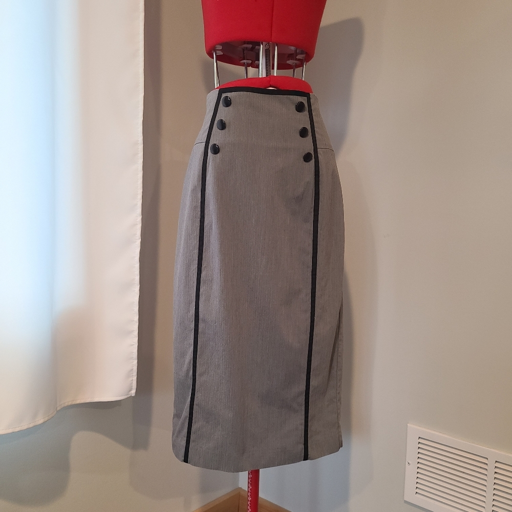 Worthington size 6 pencil skirt